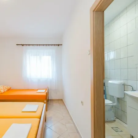 Apartment Lucic Privlaka (Zadar)